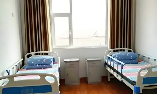 应届毕业生如何办深户_我们总在年轻时恨自己，中年后想好好活|对话郑钧 我们总在年成本机构再看养老