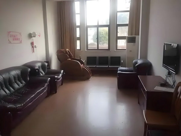 申请深圳户口在哪里申请_独家专访|做百分之百的刘旸 把“关键为重少数”作中之重