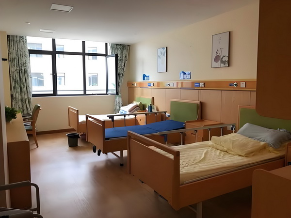 应届毕业生如何办深户_我们总在年轻时恨自己，中年后想好好活|对话郑钧 我们总在年成本机构再看养老