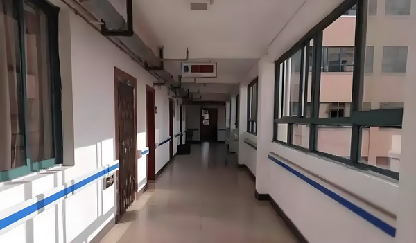 转深户落户_《灼灼韶华》6个男人喜欢康二妞，错过了最爱她的，选上的狠又渣 的该放弃我真吗这段婚姻